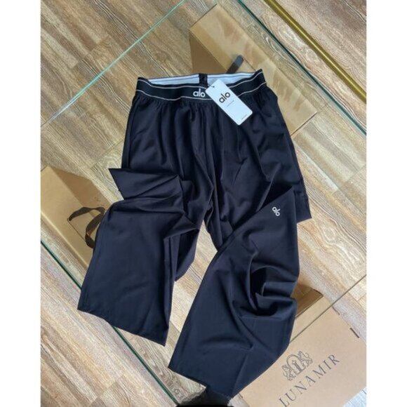 ALO Yoga Pants - Alo Yoga Suit Up Black Trouser Quick-Dry Wide-leg Sport Pants Size L NWT